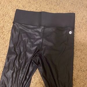 All access shiny black leggings